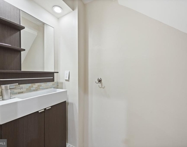 2209 Mullikin Street - Photo Thumbnail 21