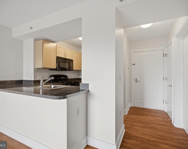800 4th Street Sw - Photo Thumbnail 3