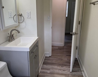 7262 Kivler Drive - Photo Thumbnail 7