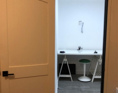 4114 Dacca Dr - Photo Thumbnail 7