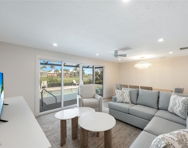 707 Durion Court - Photo Thumbnail 7