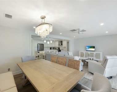 707 Durion Court - Photo Thumbnail 13