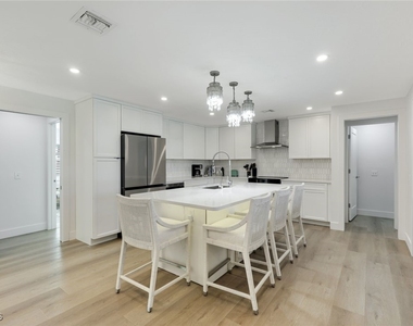 707 Durion Court - Photo Thumbnail 11