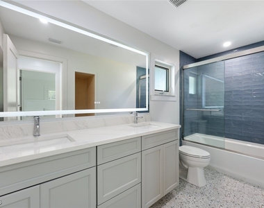 707 Durion Court - Photo Thumbnail 18
