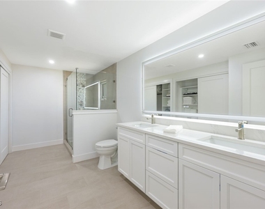 707 Durion Court - Photo Thumbnail 15