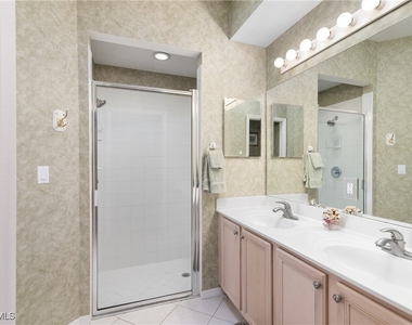 2325 Carrington Court - Photo Thumbnail 16