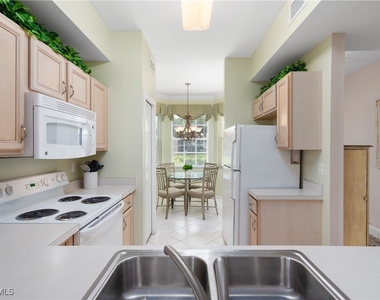2325 Carrington Court - Photo Thumbnail 9