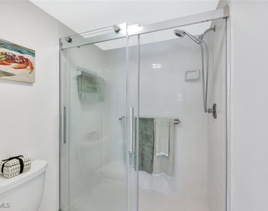 12945 Vanderbilt Drive - Photo Thumbnail 25