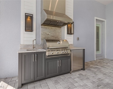 14226 Charthouse Circle - Photo Thumbnail 15