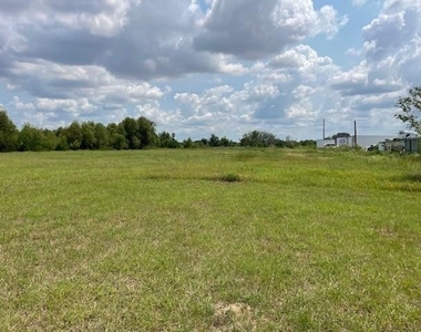 22831 Beckendorff Rd Road - Photo Thumbnail 2