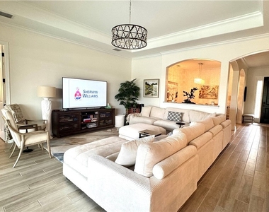 28004 Kerry Court - Photo Thumbnail 3