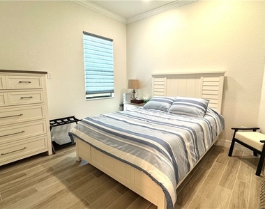 28004 Kerry Court - Photo Thumbnail 14