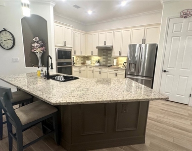 28004 Kerry Court - Photo Thumbnail 7