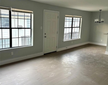 1125 Ann Street - Photo Thumbnail 10