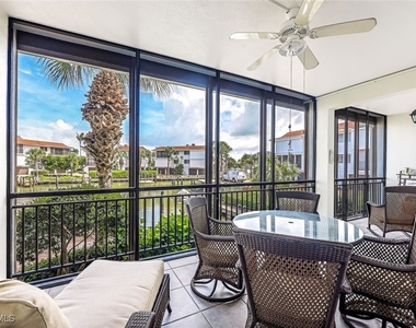 2216 Gulf Shore Boulevard N - Photo Thumbnail 14