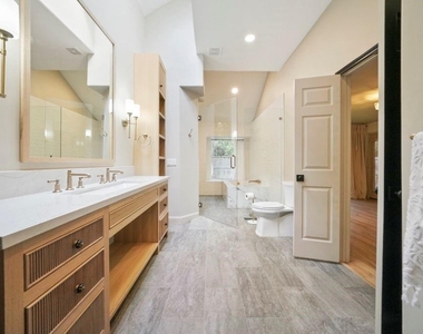 31 Silver Canyon Place - Photo Thumbnail 17