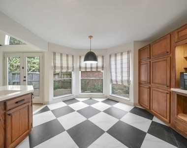 31 Silver Canyon Place - Photo Thumbnail 10