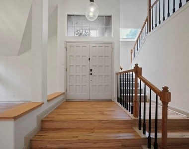 31 Silver Canyon Place - Photo Thumbnail 1