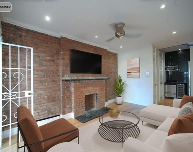 566 Hudson Street - Photo Thumbnail 1