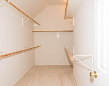 9115 Sunny Ridge Drive - Photo Thumbnail 18