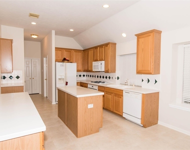 9115 Sunny Ridge Drive - Photo Thumbnail 9