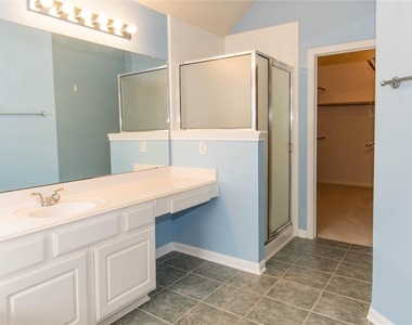 9115 Sunny Ridge Drive - Photo Thumbnail 17