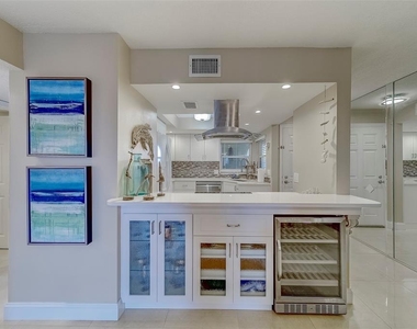 3500 Gulf Boulevard - Photo Thumbnail 10