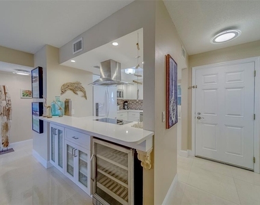 3500 Gulf Boulevard - Photo Thumbnail 3