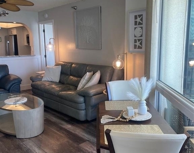 690 Island Way - Photo Thumbnail 10