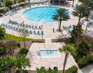 1039 Splash Shot Place - Photo Thumbnail 49