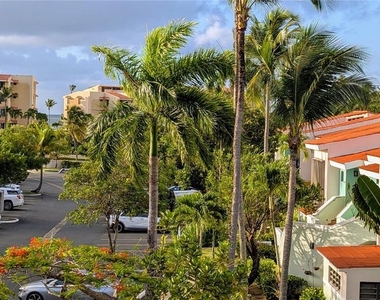 185 Candelero Drive - Photo Thumbnail 18