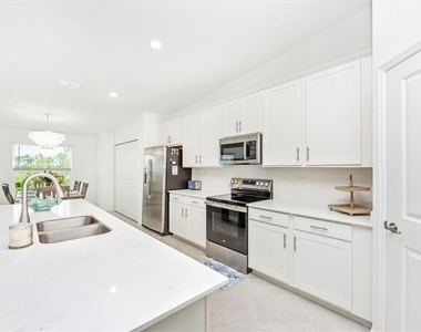 17470 Opal Sand Drive - Photo Thumbnail 11