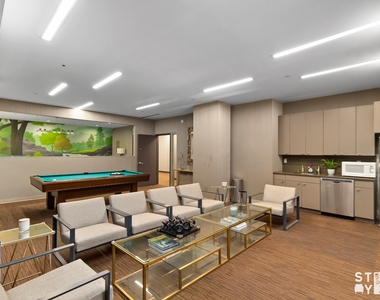 525 Clinton Avenue - Photo Thumbnail 14
