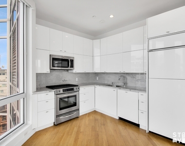 525 Clinton Avenue - Photo Thumbnail 2
