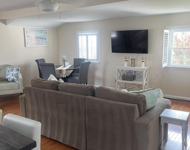1407 River Road - Photo Thumbnail 8