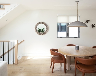 506 Goldenrod - Photo Thumbnail 4