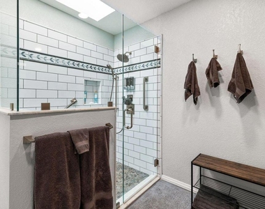 235 Santa Barbara Circle - Photo Thumbnail 40