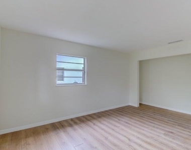 3005 Tennessee Avenue - Photo Thumbnail 16