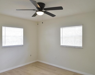 3005 Tennessee Avenue - Photo Thumbnail 10