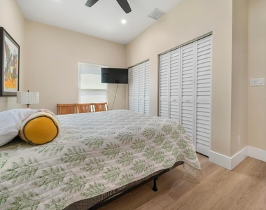 602 Nw 1st Street - Photo Thumbnail 12