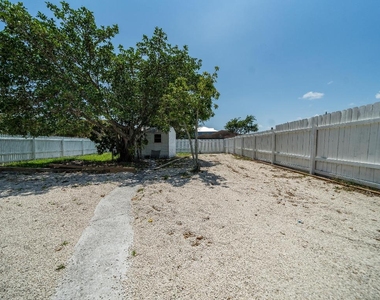 602 Nw 1st Street - Photo Thumbnail 24