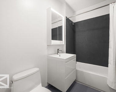 184 Kent Ave - Photo Thumbnail 4