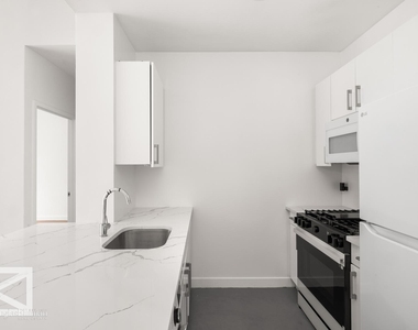 184 Kent Ave - Photo Thumbnail 5