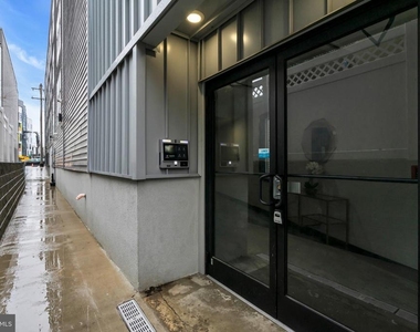 330 Cecil B Moore Avenue - Photo Thumbnail 16