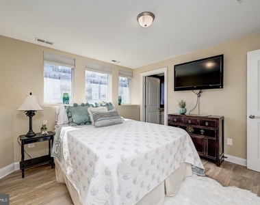 621 Ponte Villas N - Photo Thumbnail 9