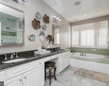 621 Ponte Villas N - Photo Thumbnail 44