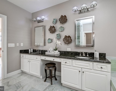 621 Ponte Villas N - Photo Thumbnail 48
