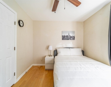 1738 Rutland Dr - Photo Thumbnail 14