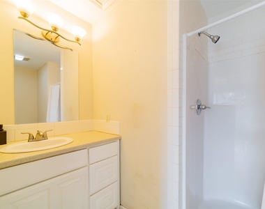 1738 Rutland Dr - Photo Thumbnail 28