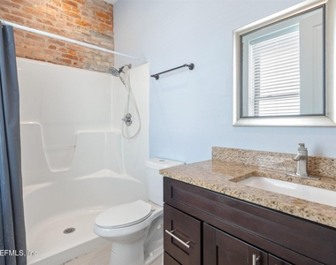 105 N 2nd Street - Photo Thumbnail 16